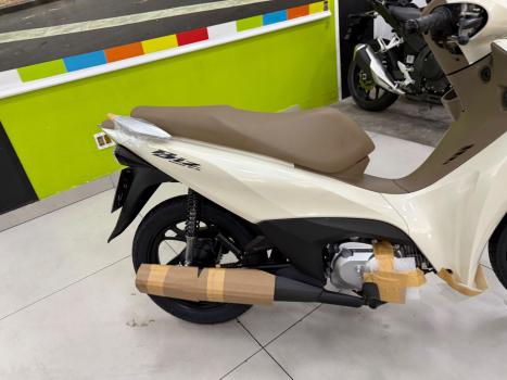 HONDA Biz 125 EX, Foto 6