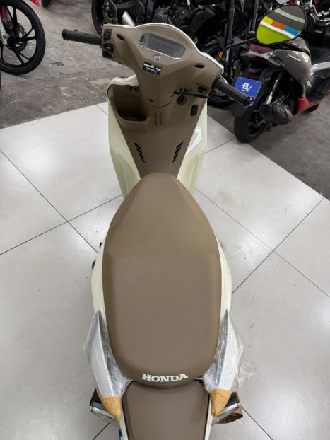 HONDA Biz 125 EX, Foto 12