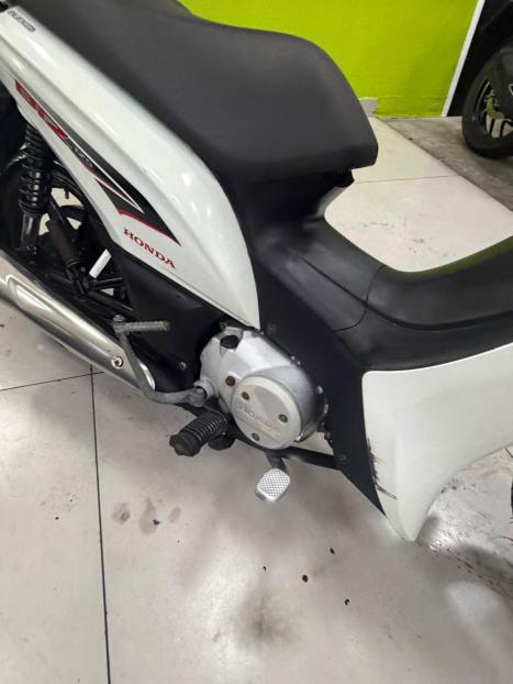 HONDA Biz 125 EX, Foto 4