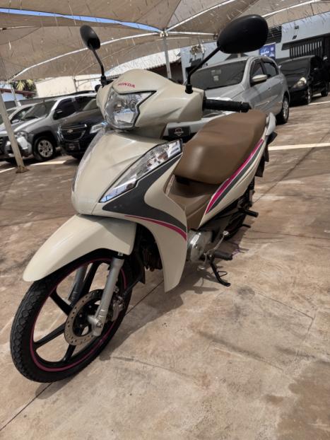 HONDA Biz 125 EX, Foto 4