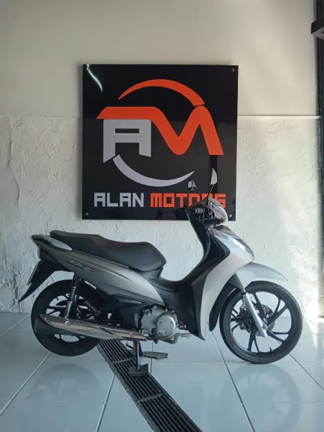 HONDA Biz 125 FLEX, Foto 2