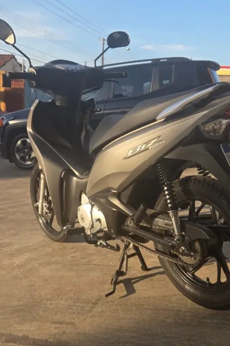 HONDA Biz 125 FLEX, Foto 2