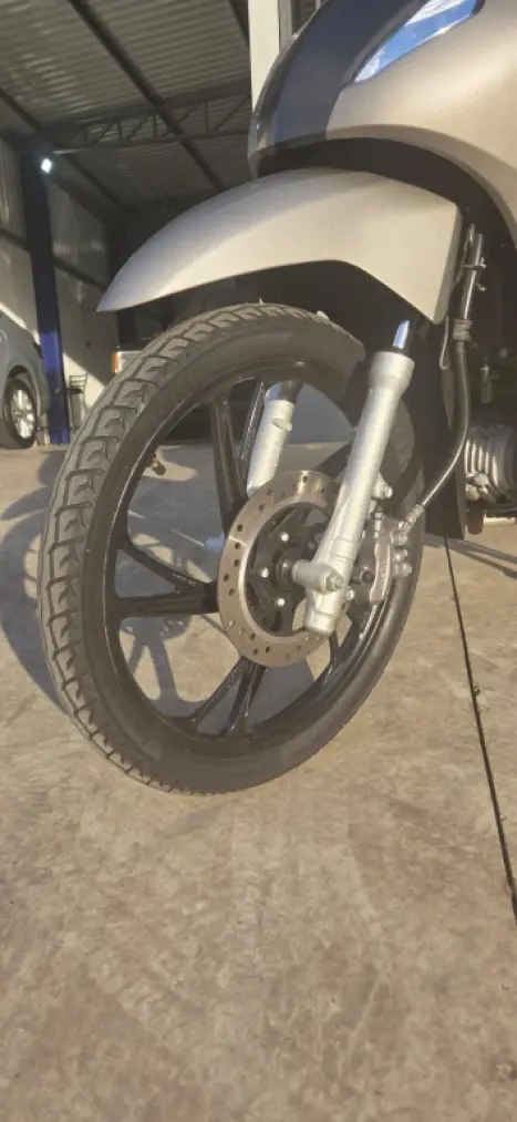 HONDA Biz 125 FLEX, Foto 3