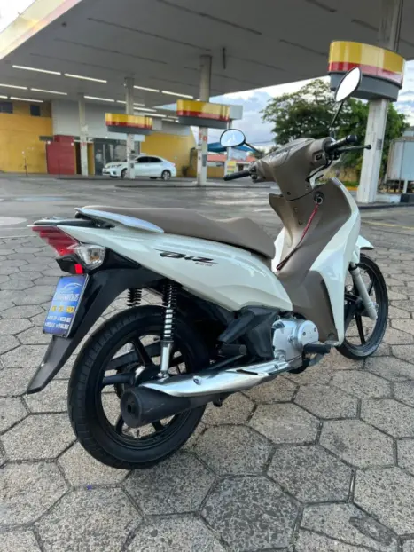 HONDA Biz 125 FLEX, Foto 3