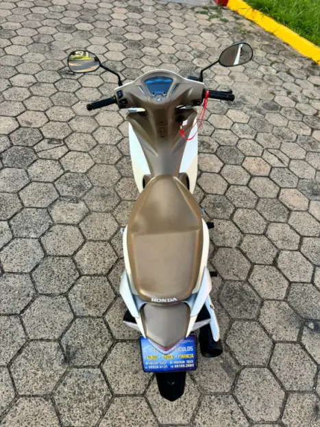 HONDA Biz 125 FLEX, Foto 4