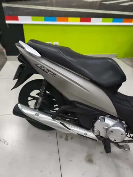 HONDA Biz 125 FLEX, Foto 3