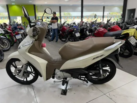 HONDA Biz 125 FLEX, Foto 3