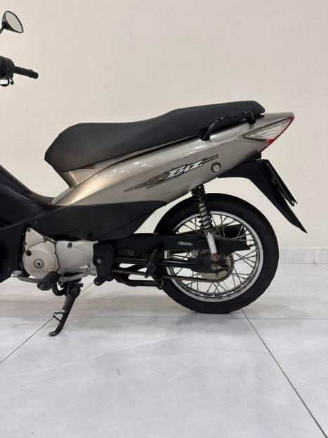 HONDA Biz 125 KS, Foto 5
