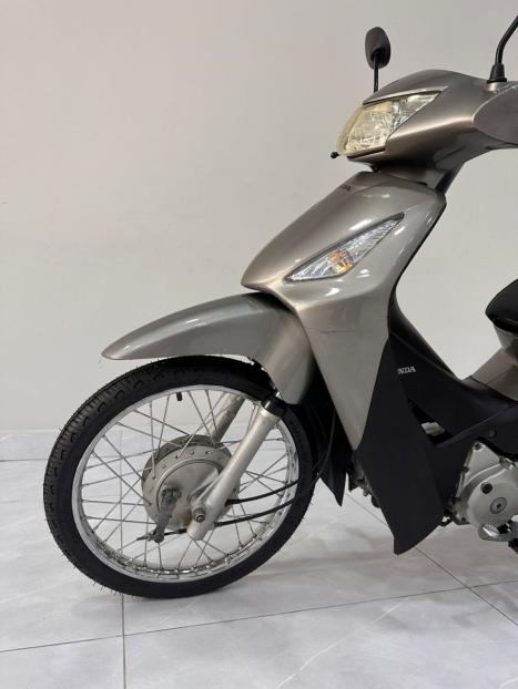 HONDA Biz 125 KS, Foto 6