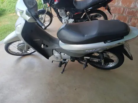 HONDA Biz 125 KS, Foto 3