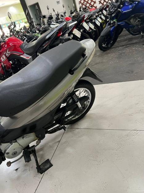 HONDA Biz 125 KS, Foto 3