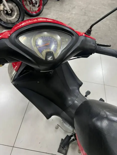 HONDA Biz 125 KS, Foto 8