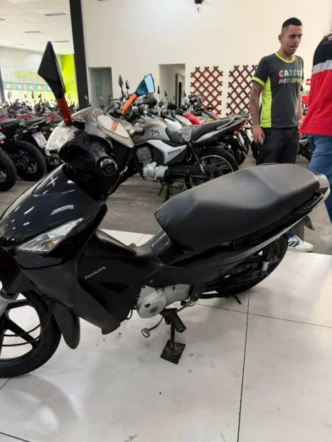 HONDA Biz 125 KS, Foto 2