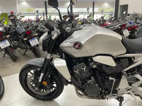 HONDA CB 1000 R , Foto 7
