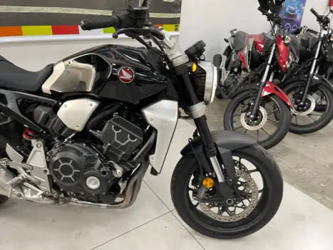 HONDA CB 1000 R ABS, Foto 4