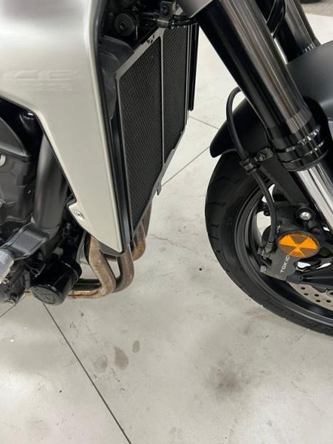 HONDA CB 1000 R ABS, Foto 3