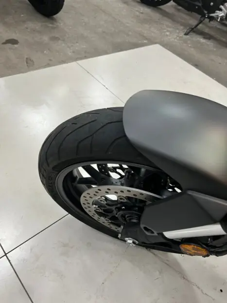 HONDA CB 1000 R ABS, Foto 17