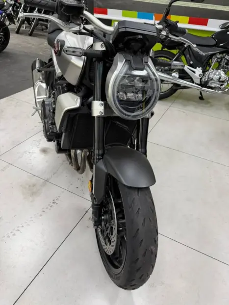 HONDA CB 1000 R ABS, Foto 3