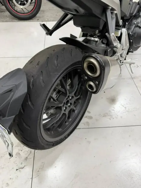 HONDA CB 1000 R ABS, Foto 14