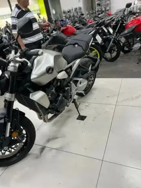 HONDA CB 1000 R ABS, Foto 9