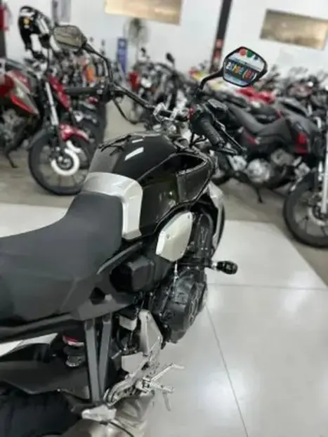 HONDA CB 1000 R ABS, Foto 5
