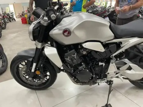 HONDA CB 1000 R ABS, Foto 13