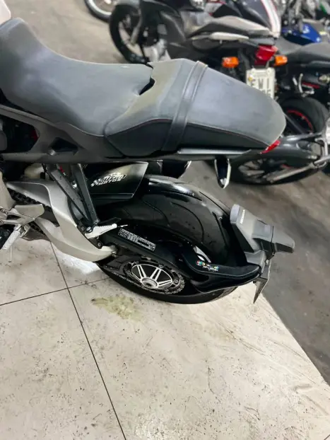 HONDA CB 1000 R ABS, Foto 11