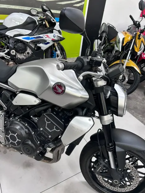 HONDA CB 1000 R ABS, Foto 4