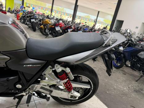 HONDA CB 1300 SUPER FOUR, Foto 7