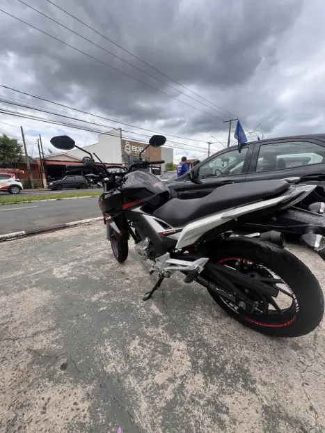 HONDA CB 250 F Twister FLEXONE, Foto 3