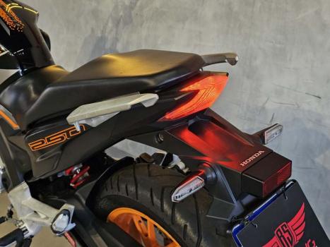 HONDA CB 250 F Twister FLEXONE, Foto 9 HONDA CB 250 F Twister FLEXONE, Foto 9