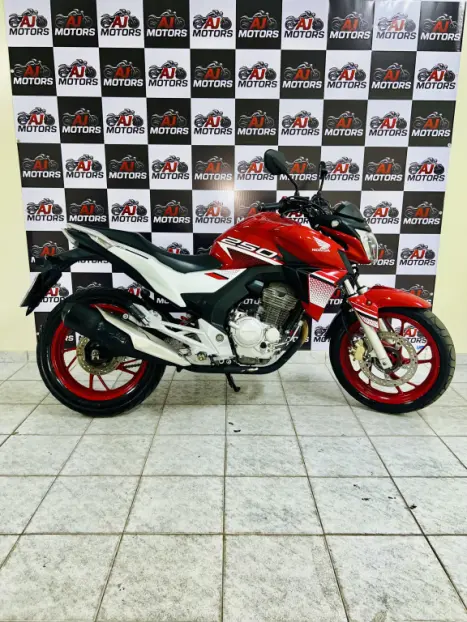 HONDA CB 250 F Twister FLEXONE, Foto 2 HONDA CB 250 F Twister FLEXONE, Foto 2