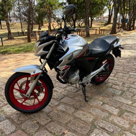 HONDA CB 250 F Twister FLEXONE, Foto 3 HONDA CB 250 F Twister FLEXONE, Foto 3