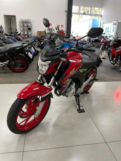 HONDA CB 250 F Twister FLEXONE, Foto 4