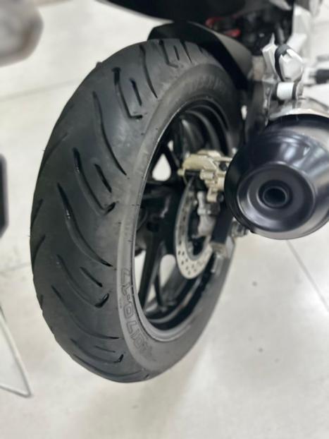 HONDA CB 250 F Twister FLEXONE, Foto 3