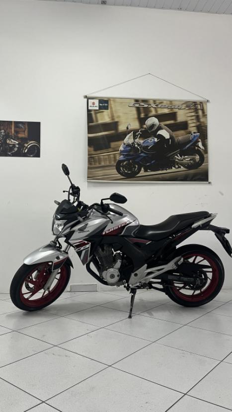 HONDA CB 250 F Twister FLEXONE, Foto 1