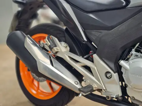 HONDA CB 250 F Twister FLEXONE, Foto 2