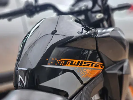 HONDA CB 250 F Twister FLEXONE, Foto 3