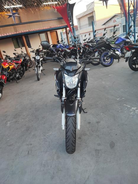 HONDA CB 250 F Twister FLEXONE, Foto 2