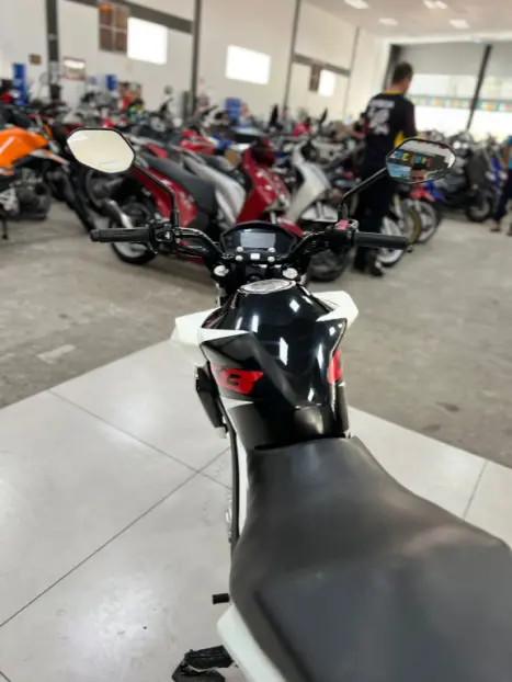 HONDA CB 250 F Twister FLEXONE, Foto 7