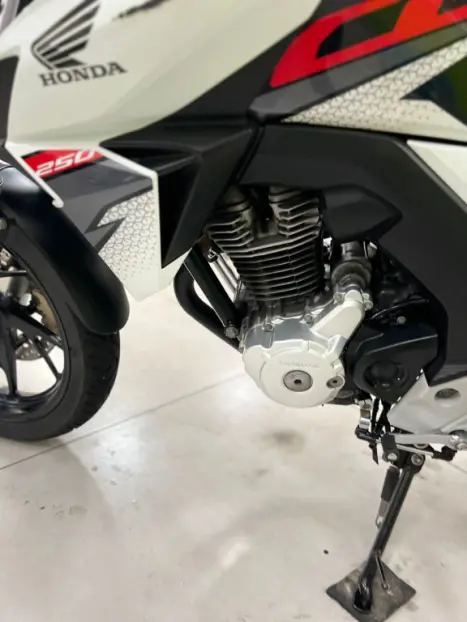 HONDA CB 250 F Twister FLEXONE, Foto 11