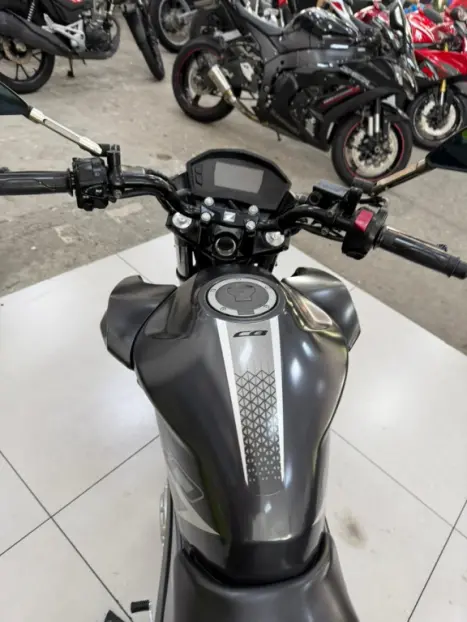 HONDA CB 250 F Twister FLEXONE, Foto 7