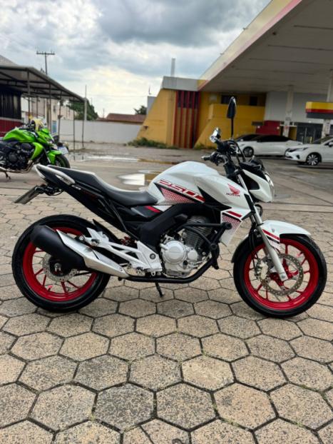 HONDA CB 250 F Twister FLEXONE, Foto 2