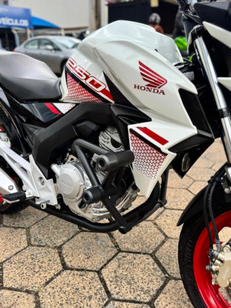 HONDA CB 250 F Twister FLEXONE, Foto 6