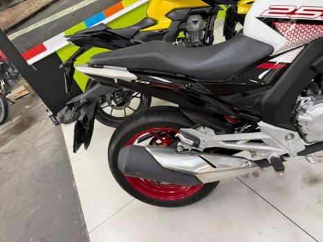 HONDA CB 250 F Twister FLEXONE, Foto 11