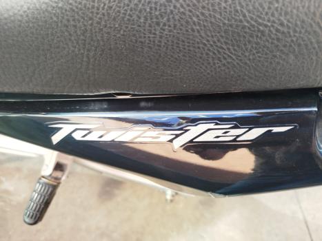 HONDA CB 250 F Twister , Foto 4