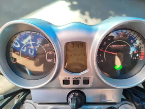 HONDA CB 250 F Twister , Foto 6