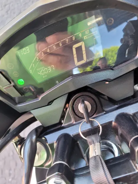 HONDA CB 250 F Twister FLEXONE, Foto 4