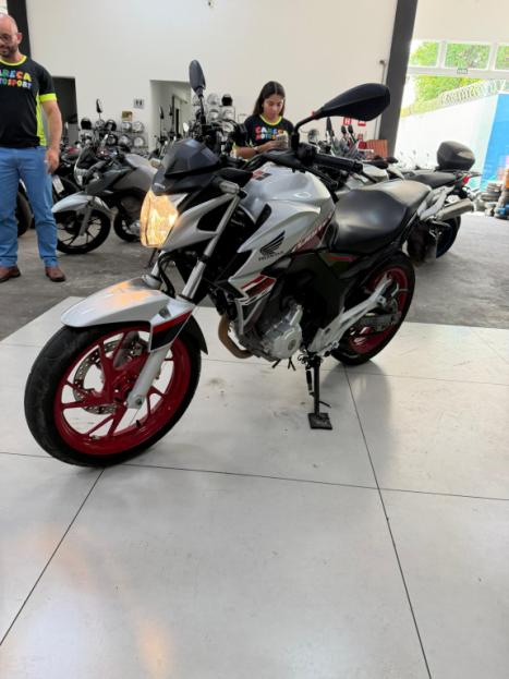 HONDA CB 250 F Twister FLEXONE, Foto 2