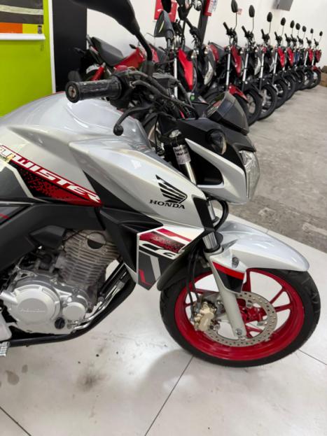 HONDA CB 250 F Twister FLEXONE, Foto 38